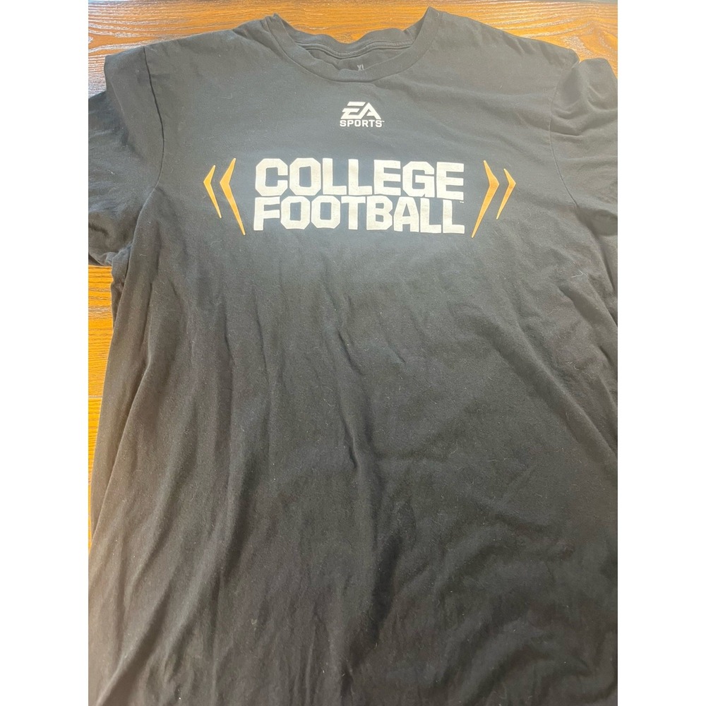 EA Sports College Football 26 DEV TEAM Graphic Tee Black Size XL Rare Promo